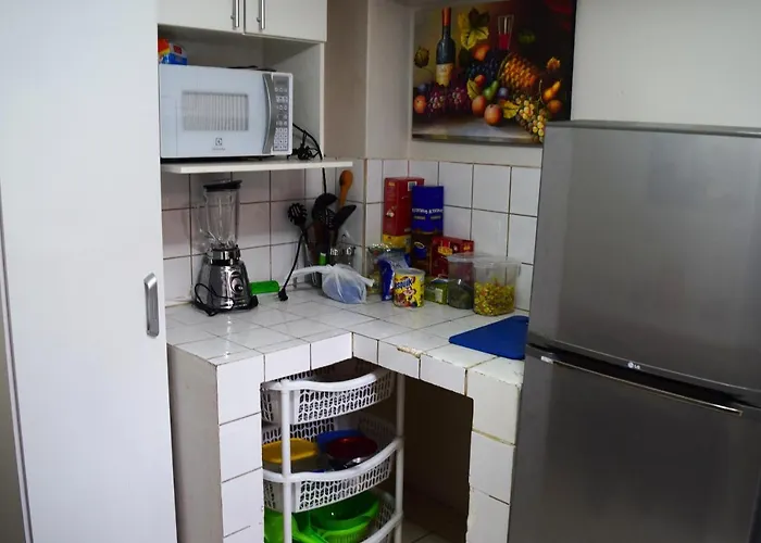 Carlos 1 Bed & Breakfast *